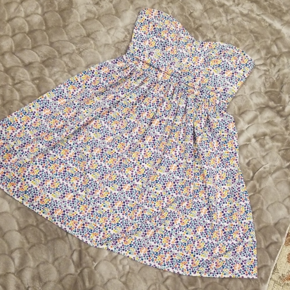 Forever 21 Strapless Dress Sweetheart Neckline